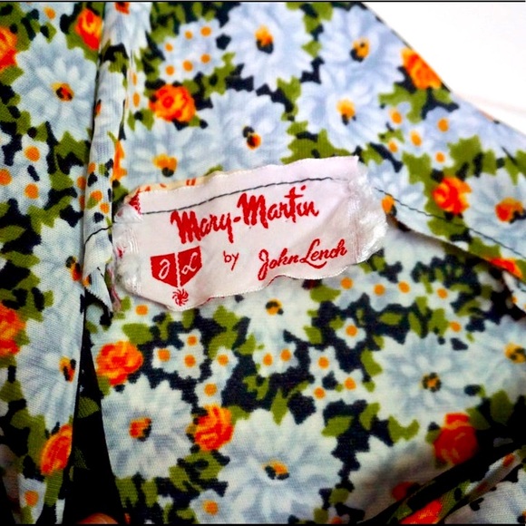 Vintage Floor-Length Dress with Cape - M/L - Picture 4 of 9